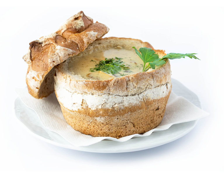 restauracja-oberza-sasiadow-borowikowa-w-chlebie