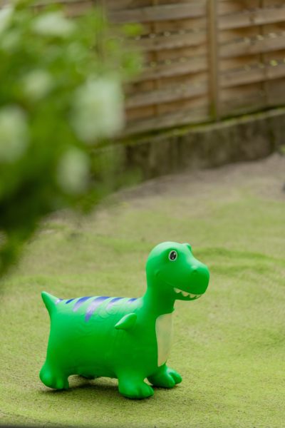 restauracja-oberza-sasiadow-ogrod-plac-zabaw-dla-dzieci-smok